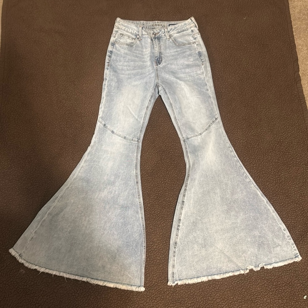 Ultra flare jeans